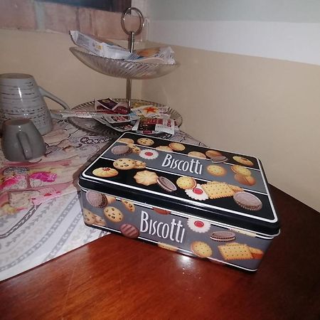 Casale Cavatella Panzió Sermoneta Kültér fotó