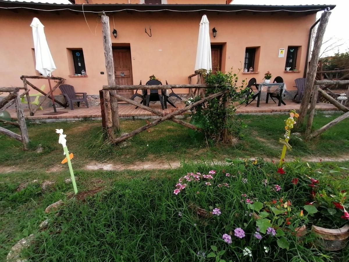 Casale Cavatella Panzió Sermoneta Kültér fotó
