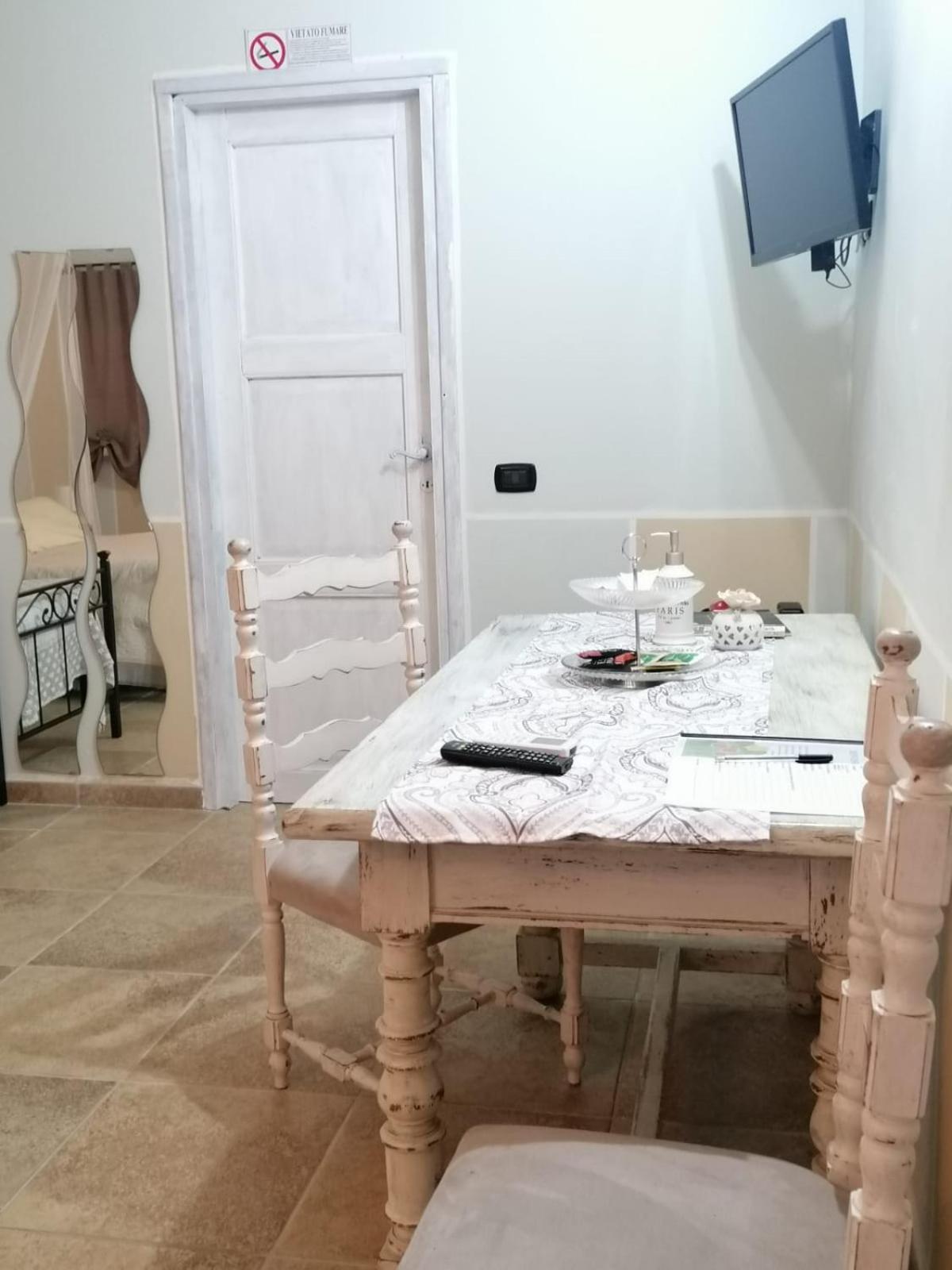 Casale Cavatella Panzió Sermoneta Kültér fotó