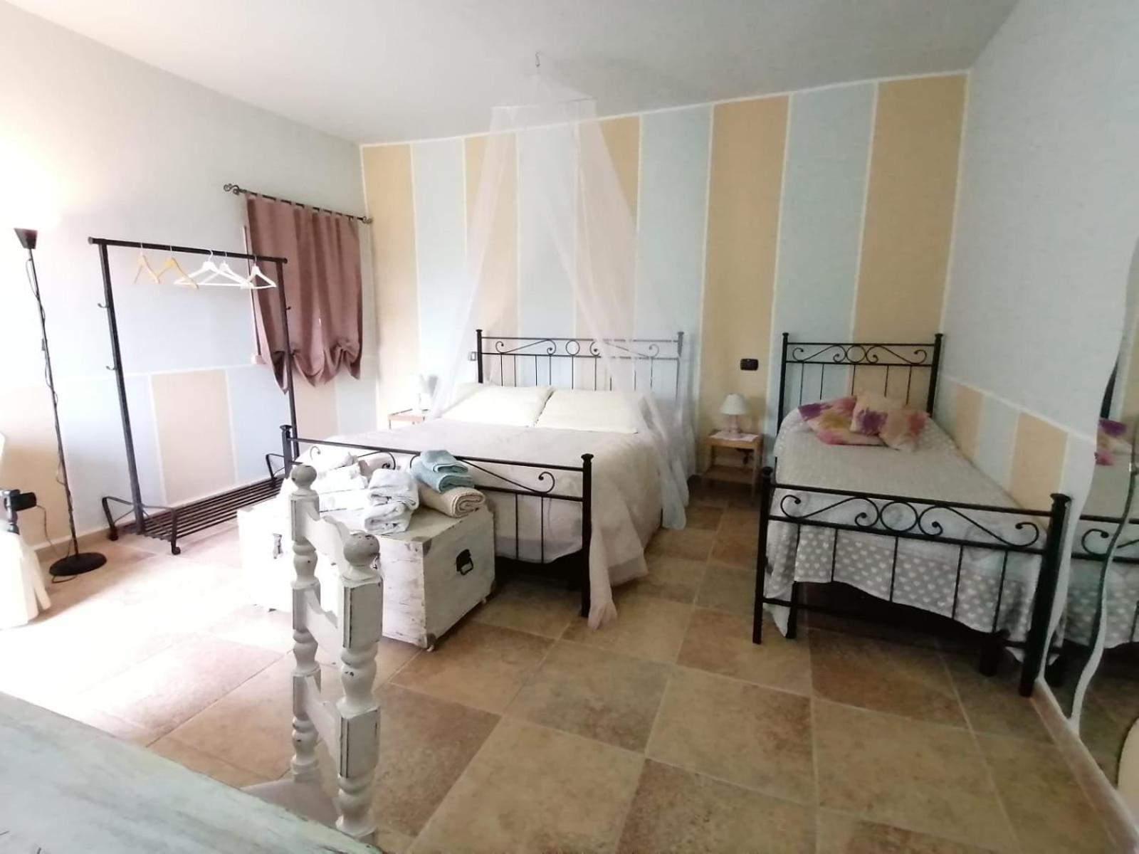 Casale Cavatella Panzió Sermoneta Kültér fotó